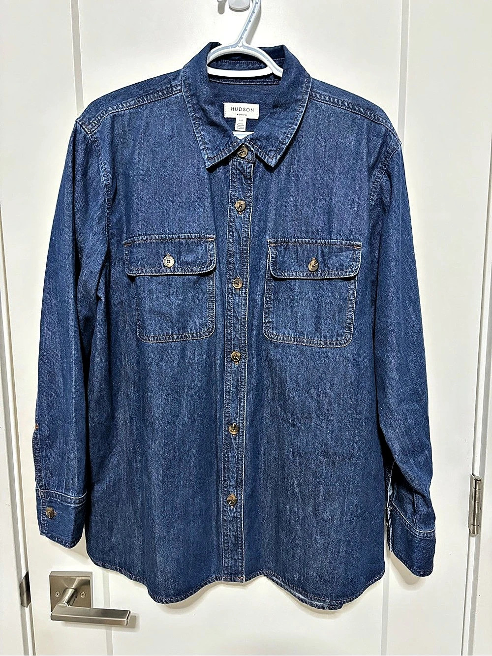 Hudson North Denim Button Front Shirt Size Large Like New